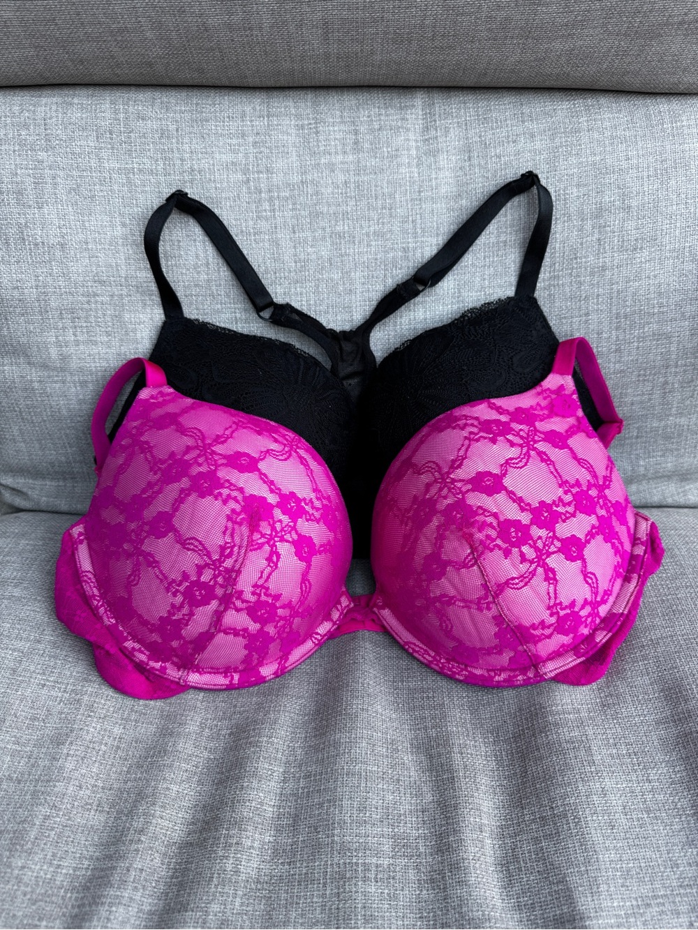 Victoria’s Secret Very Sexy Lace Push-Up Bra LOT OF 2 - Size 36D